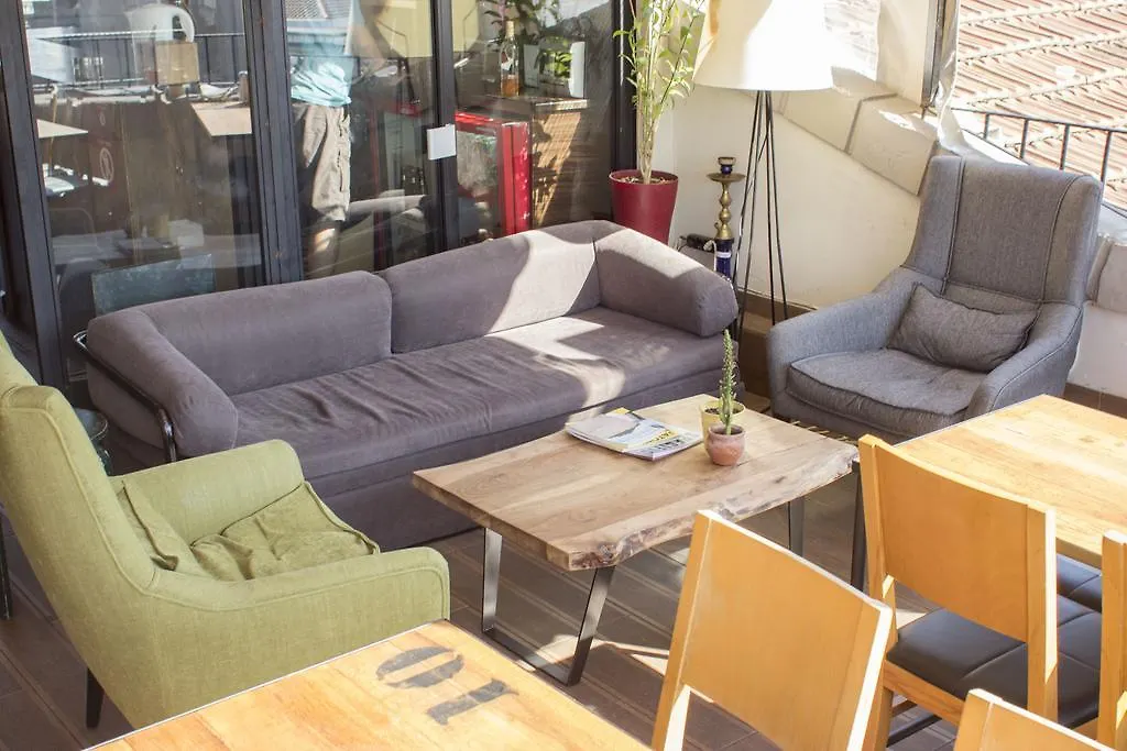 Hush Hostel Moda Istanbul