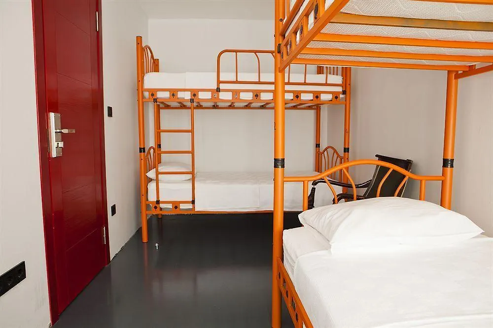 Hush Hostel Moda Istanbul