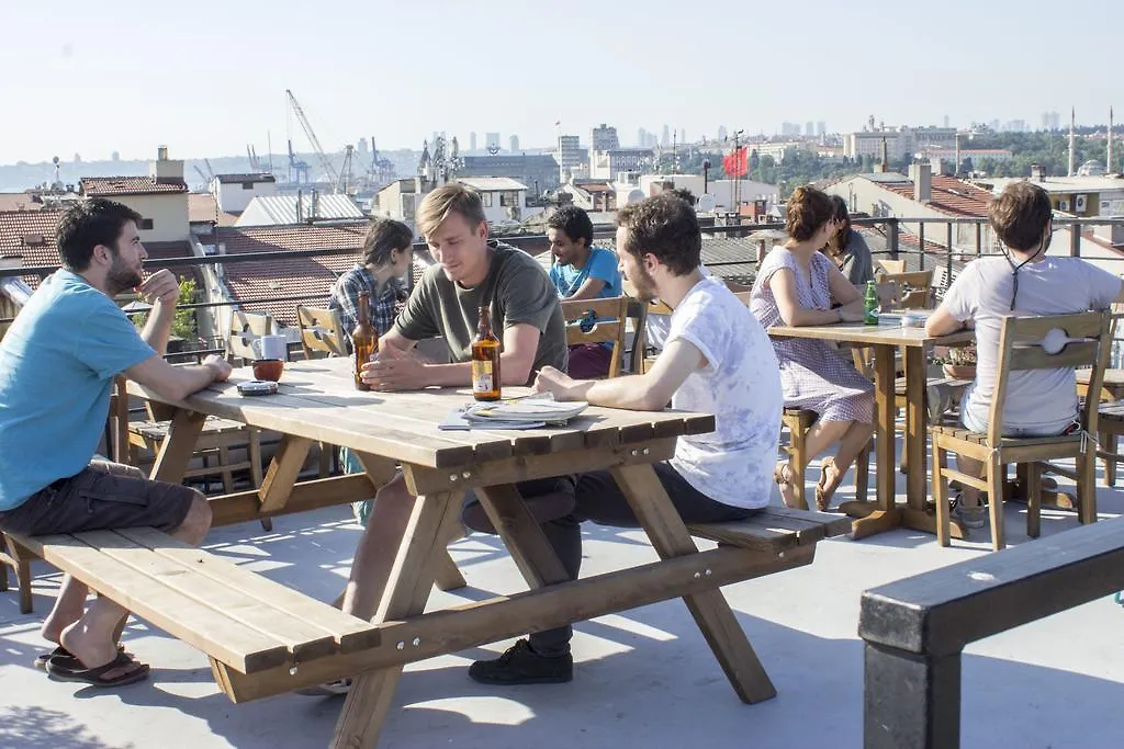 Hush Hostel Moda Istanbul