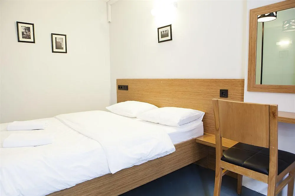 Hush Hostel Moda Istanbul Turkey