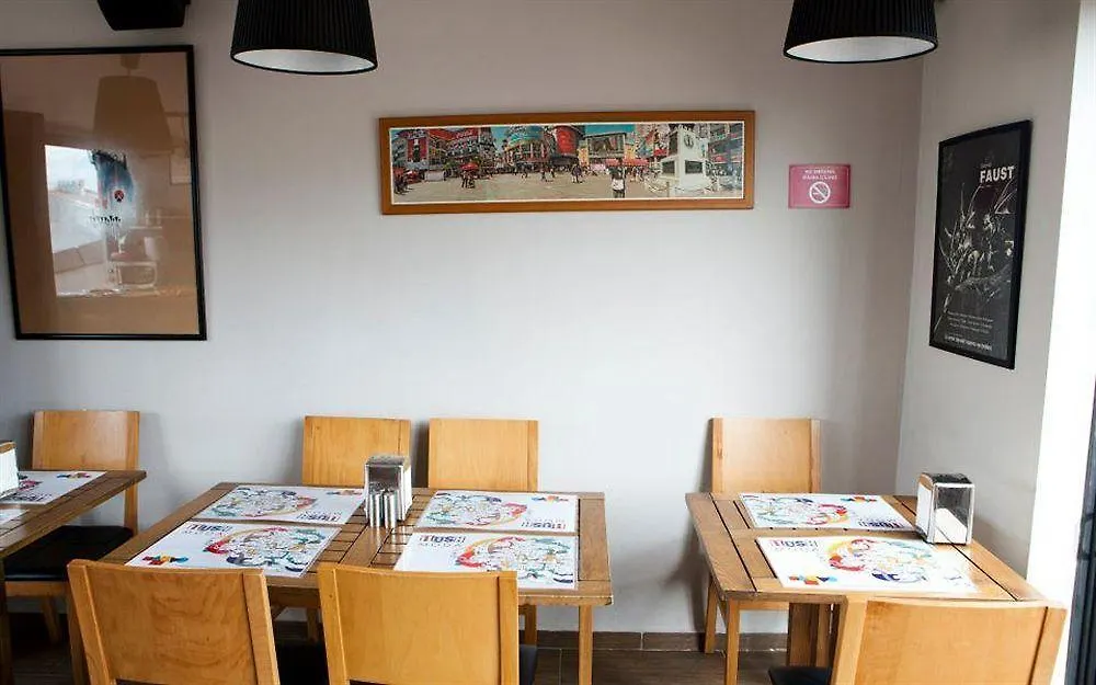 Hush Hostel Moda Istanbul