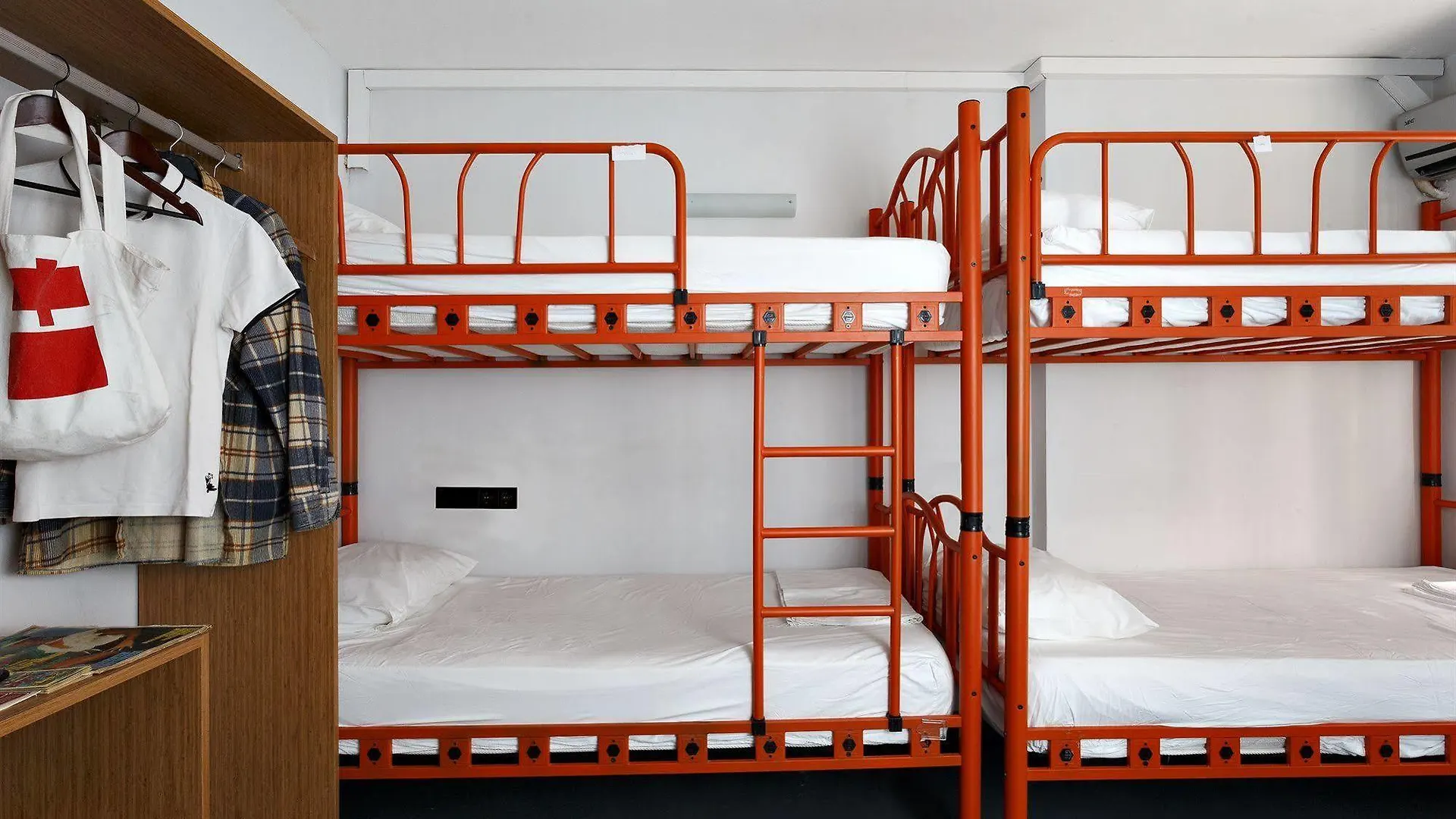 Hush Hostel Moda Istanbul 0*,