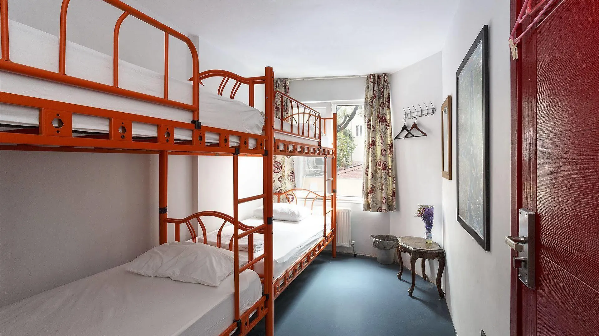 Hush Hostel Moda Istanbul